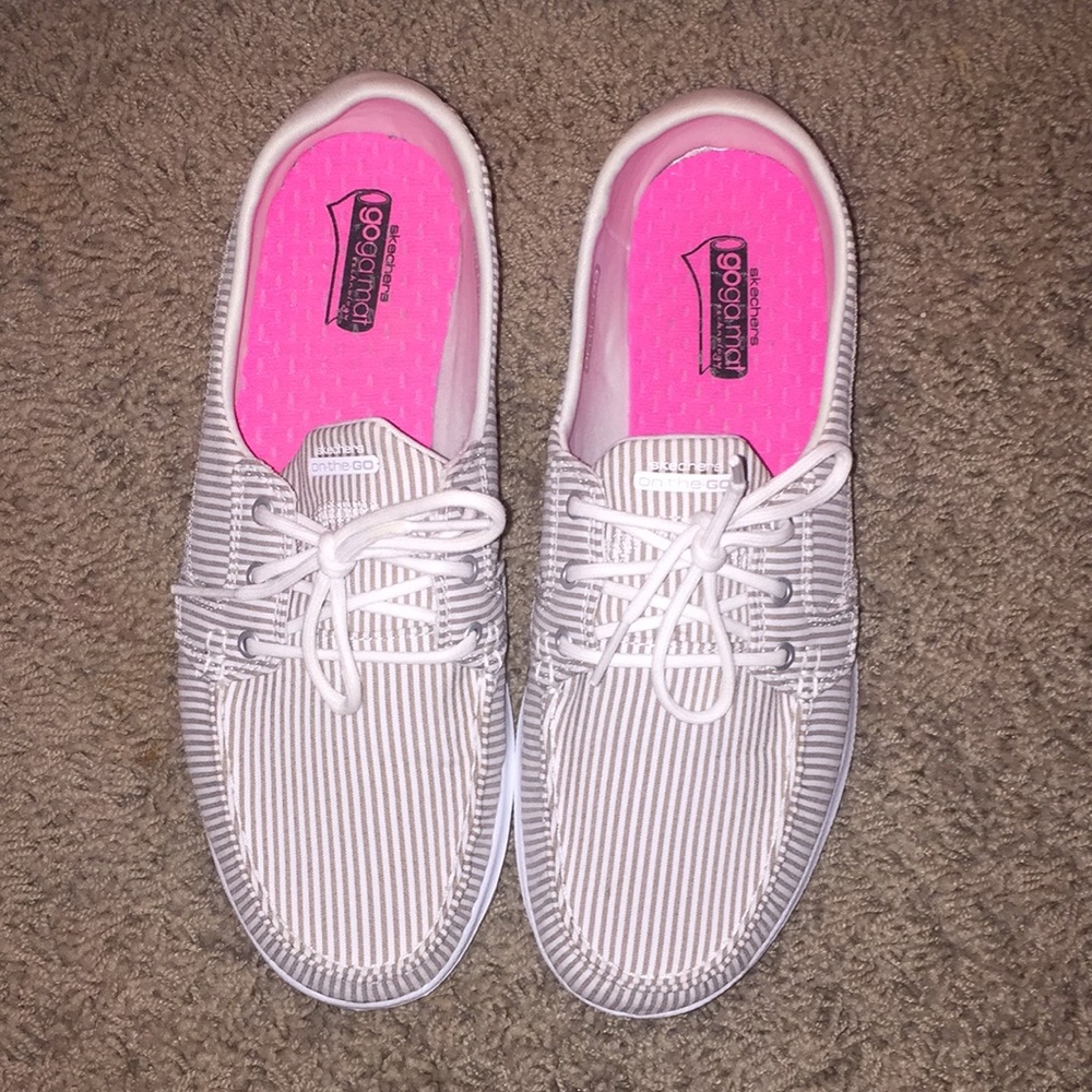 Sketchers slip ons